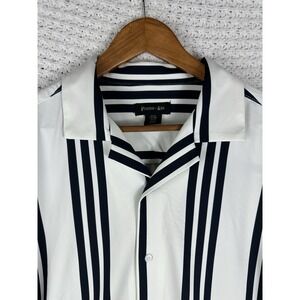 PORTER & ASH Kinetic Stretch Short Sleeve Button Shirt Nvy & Wht Striped Large L